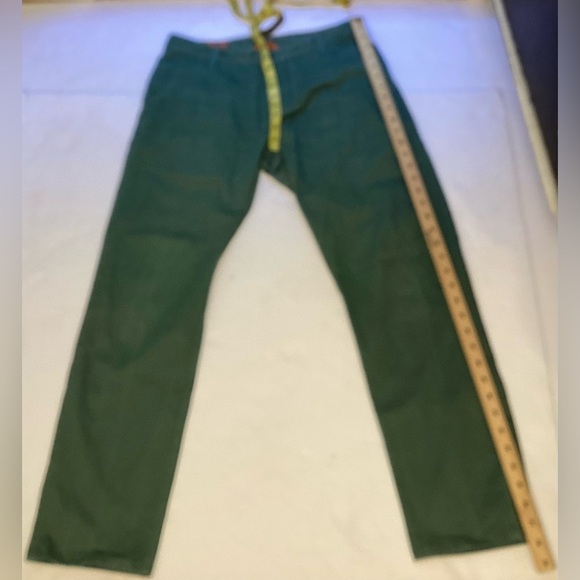 Dockers Alpha Khakis athletic fit. Green men’s 31/30 - Picture 4 of 10